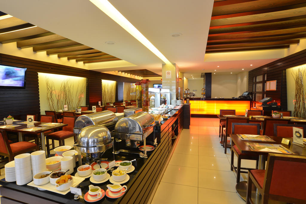 Coral Beirut Al Hamra Hotel Eksteriør billede