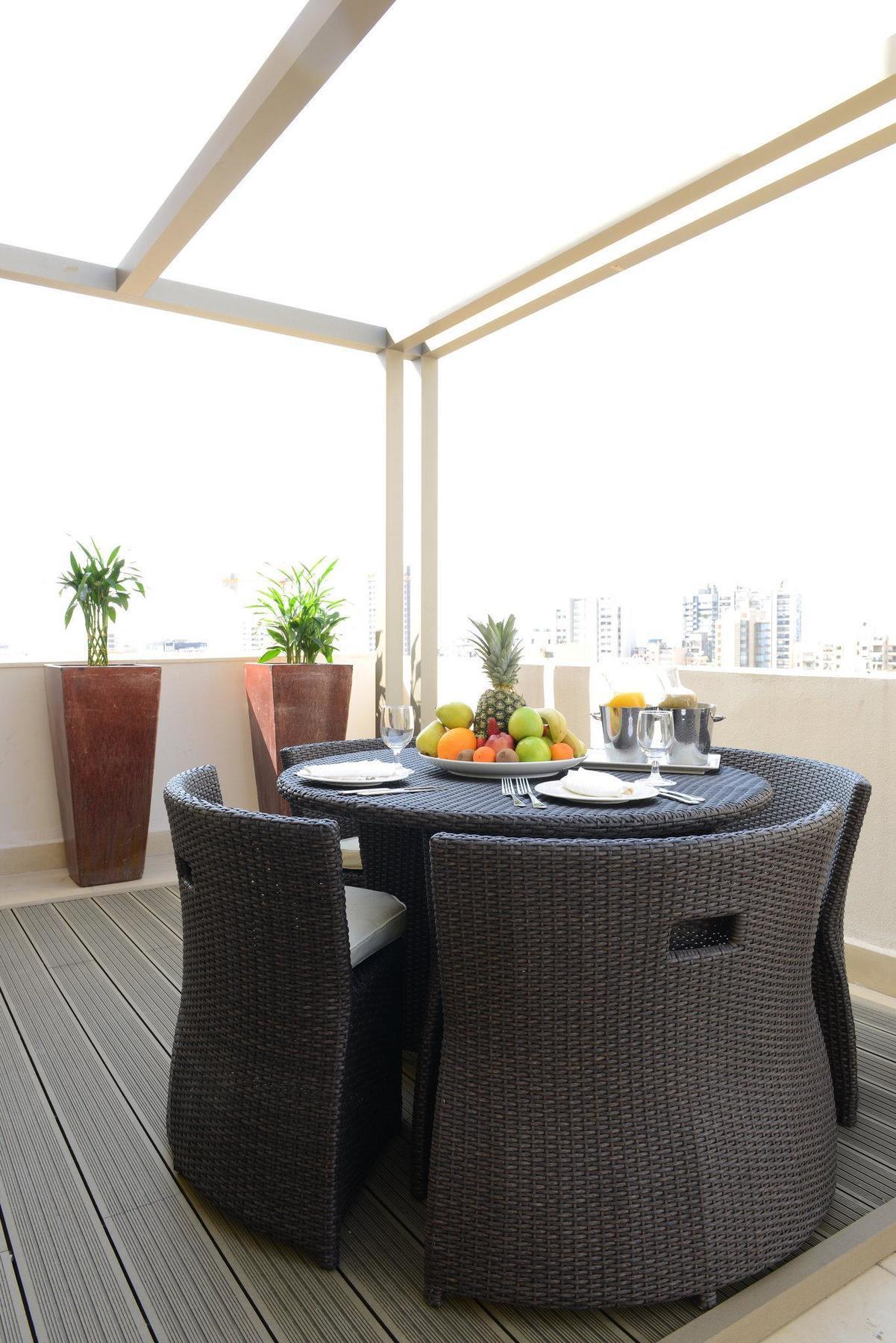 Coral Beirut Al Hamra Hotel Eksteriør billede
