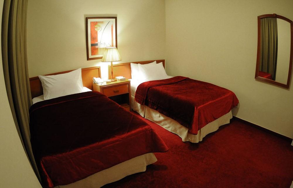 Coral Beirut Al Hamra Hotel Eksteriør billede