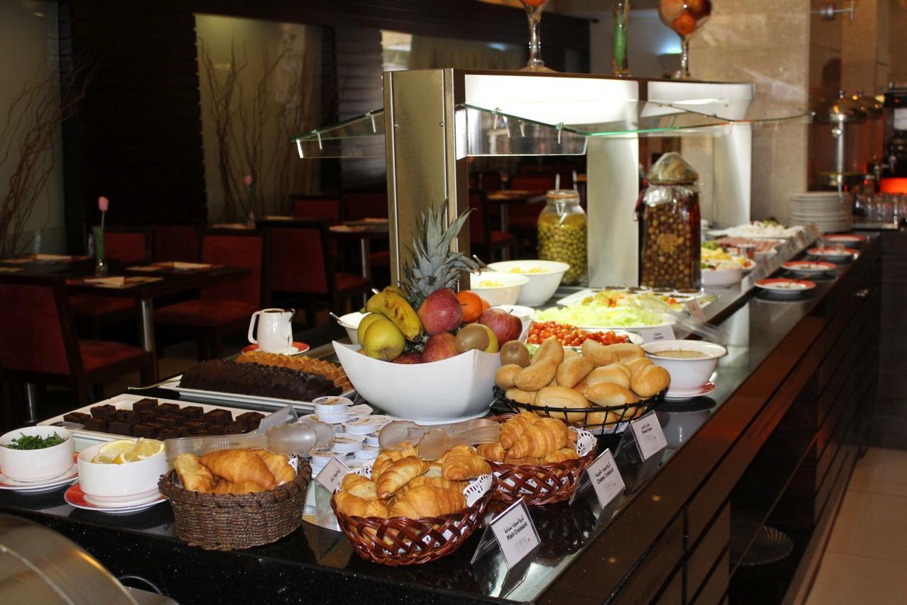 Coral Beirut Al Hamra Hotel Eksteriør billede