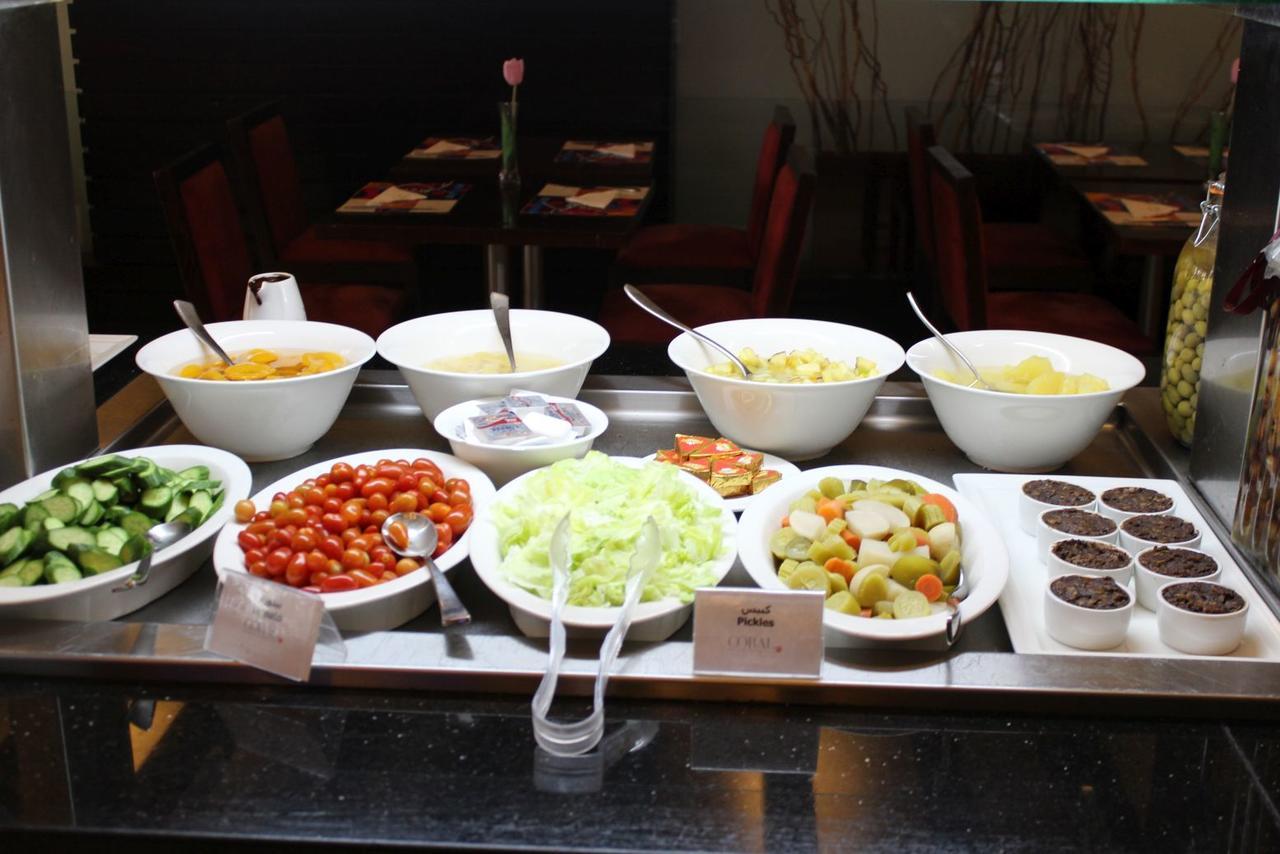Coral Beirut Al Hamra Hotel Eksteriør billede