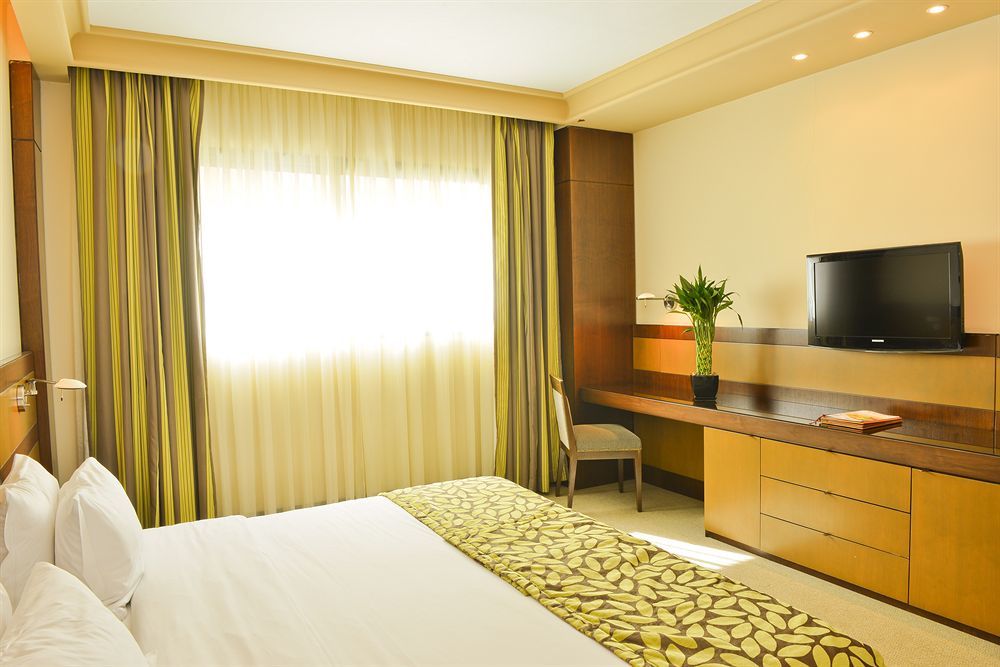 Coral Beirut Al Hamra Hotel Eksteriør billede